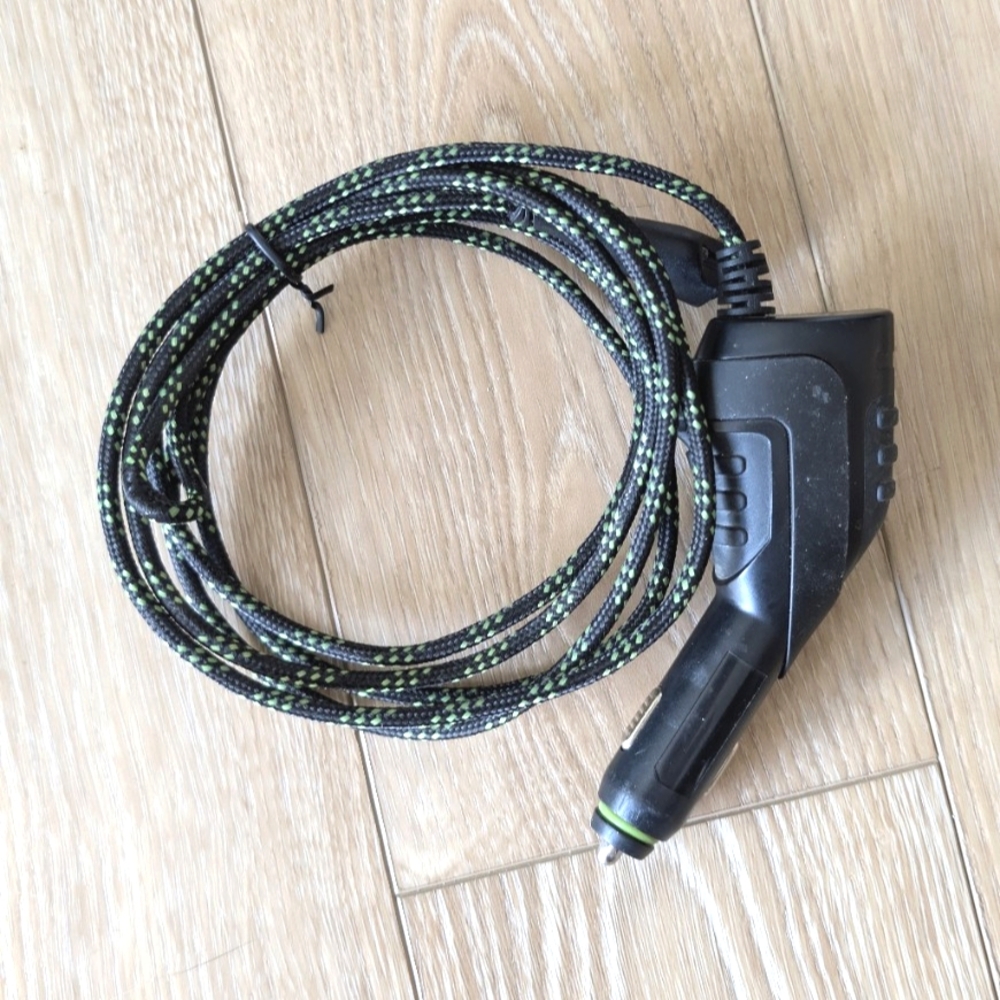 Micro-USB B car charger 2 meters braided cable